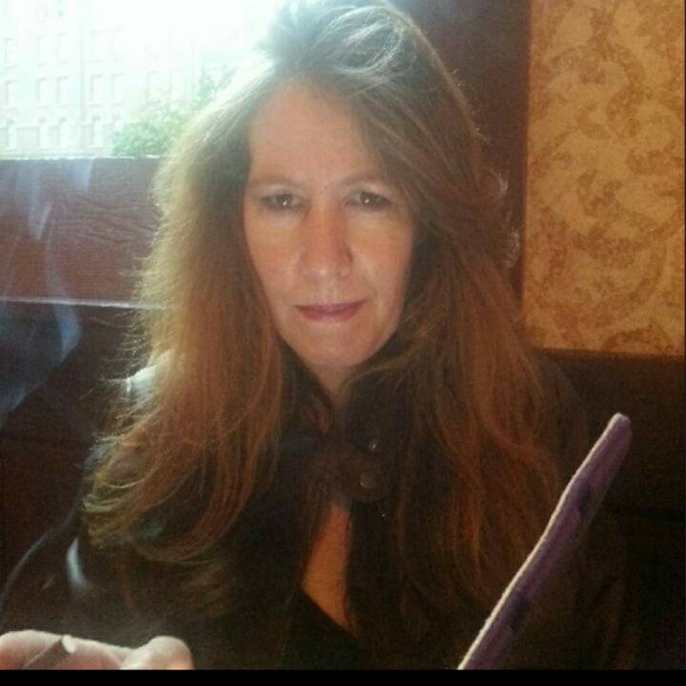 Meet your Posher, Lori